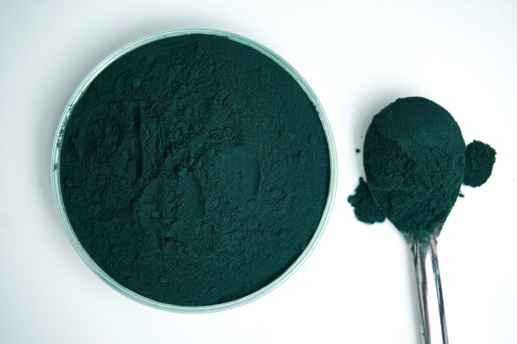 manfaat spirulina untuk kesehatan dan kecantikan