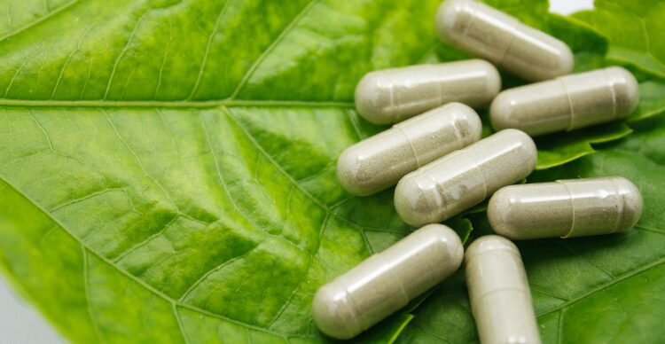 Proses Maklon: Dari Formulasi hingga Produk Siap Jual