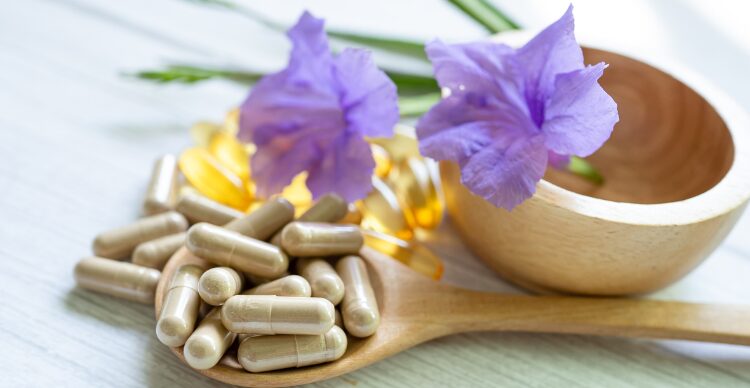 Peluang Bisnis Maklon 2025: Tren & Prediksi Pasar